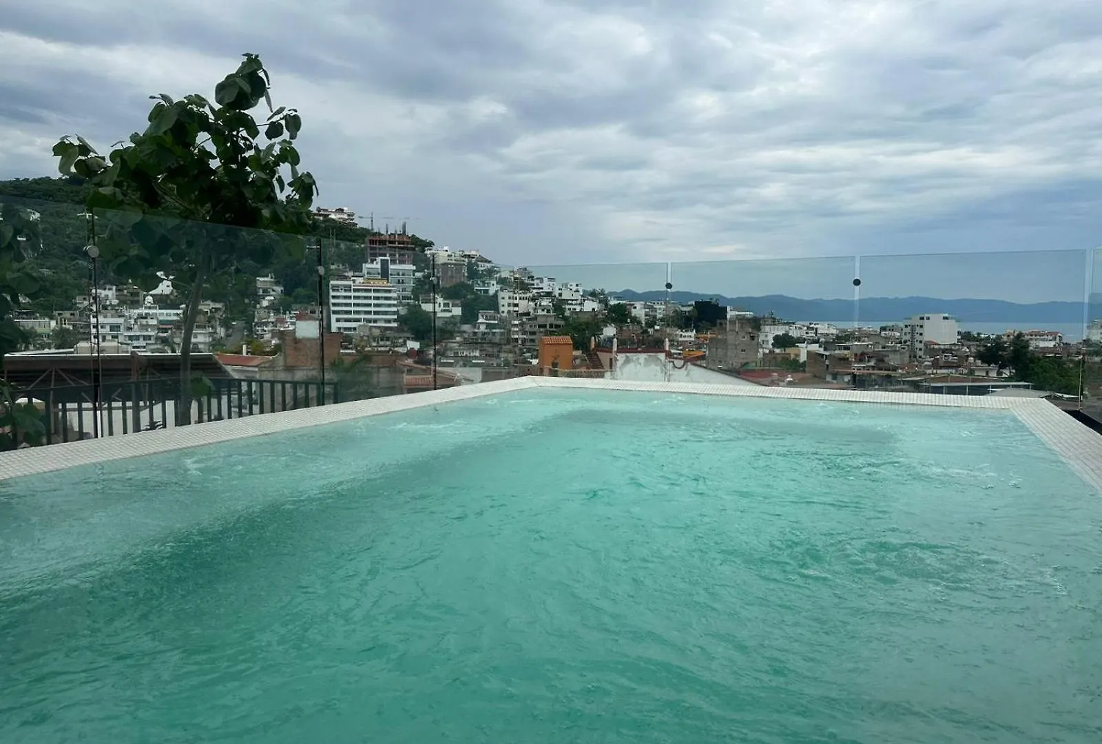 Mako 54 Hotel Puerto Vallarta